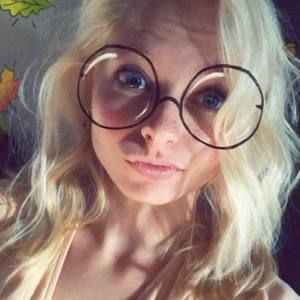 Meet your Posher, Gabby